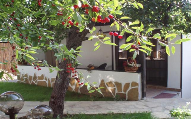 Guest Rooms Bela Neda Veliko Tŭrnovo Eksteriør bilde